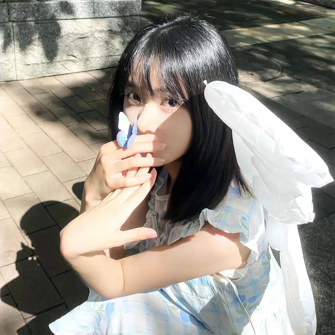 蓝蝶飞舞